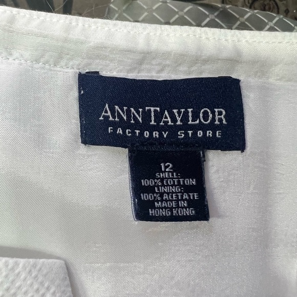 ANN TAYLOR Factory Select White Sleeveless Cotton Round Open V Neck Top - Picture 8 of 14